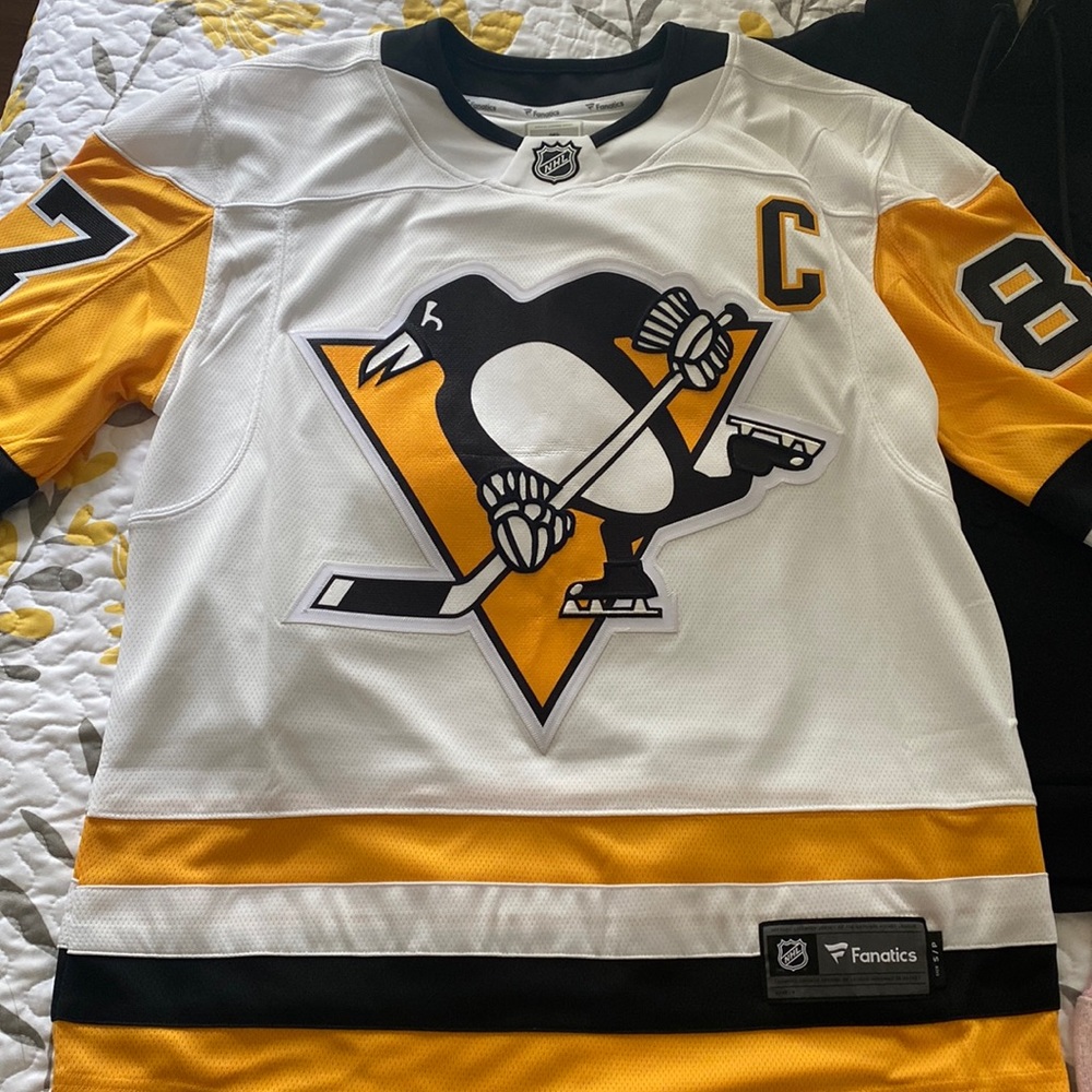 Jersey size small